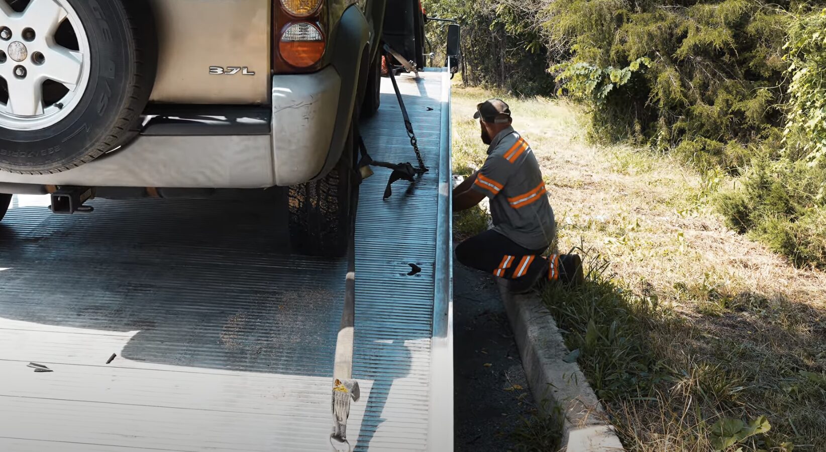 Roadside Assistance - Professional towing service equipment and operations